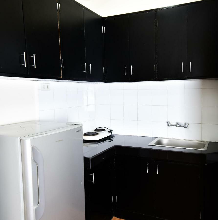 Casa Blanca Apartment มะนิลา ภายนอก รูปภาพ