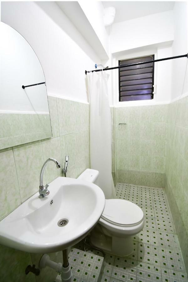 Casa Blanca Apartment มะนิลา ภายนอก รูปภาพ