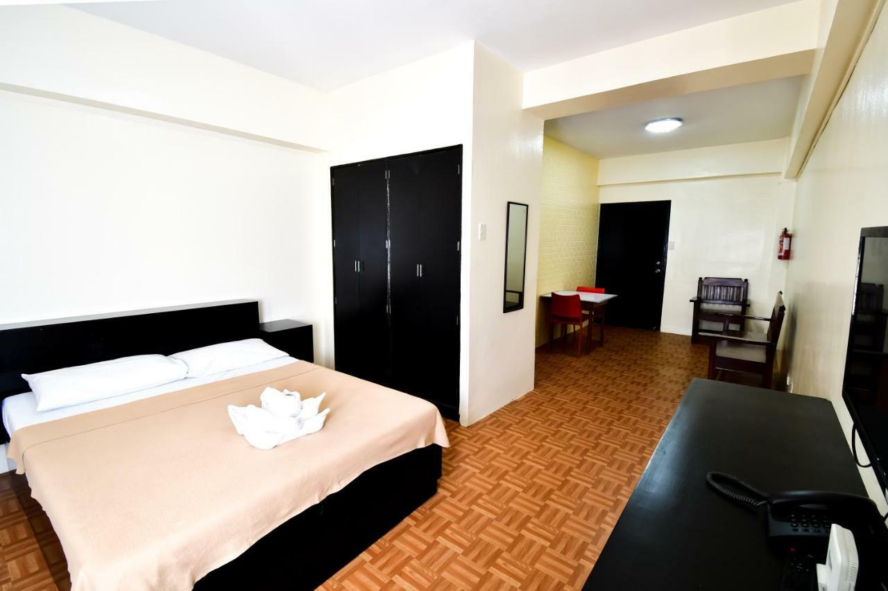 Casa Blanca Apartment มะนิลา ภายนอก รูปภาพ
